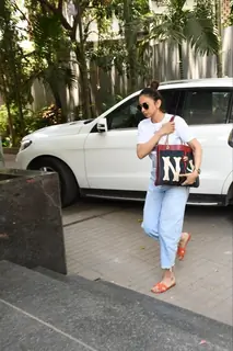 Rakul Preet Singh snapped in  Santacruz