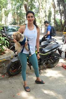 Karishma Tanna snapped with her pet in Bandra 