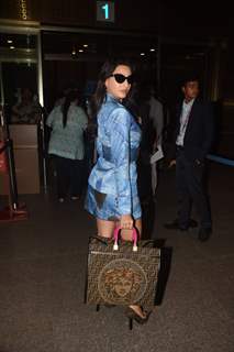 Nora Fatehi snapped at the Mumbai airport 