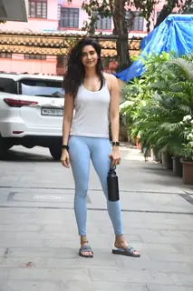 Karishma Tanna snapped in Bandra 