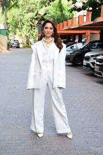 Tamannaah Bhatia snapped promoting Jee Karda in the city 