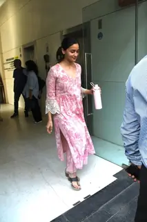 Alia Bhatt snapped in Santacruz