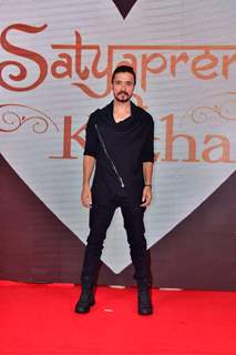 Celebrities grace the premiere of Satyaprem Ki Katha