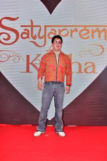 Celebrities grace the premiere of Satyaprem Ki Katha