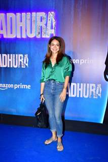 Celebrities grace the premiere of Adhura