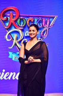 Alia Bhatt And Ranveer Singh Promote 'Rocky Aur Rani Kii Prem Kahani' In  Style