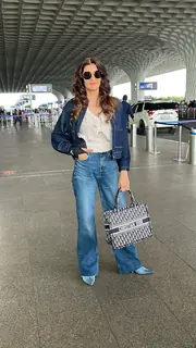 Celebrities spotted at the airport 