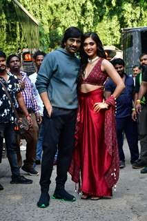 Ravi Teja and Gayatri Bhardwaj snapped promoting upcoming film Tiger Nageswara Rao on the sets of India’s Got Talent 