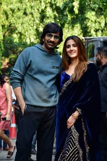 Ravi Teja and Nupur Sanon snapped promoting upcoming film Tiger Nageswara Rao on the sets of India’s Got Talent 
