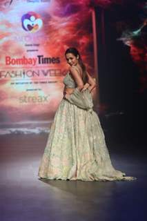 Malaika Arora ramp walk at Bombay Times fashion week
