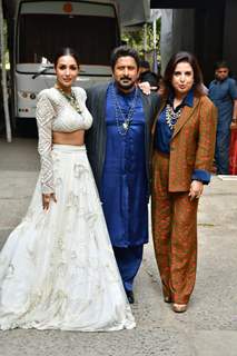 Malaika Arora, Farah Khan and Arshad Warsi snapped on the set of Jhalak Dikhhla Jaa 