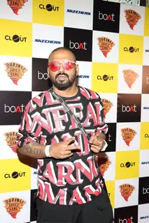 D-Evil at an event of Orange Juice Gang aka The Jinklo Boys