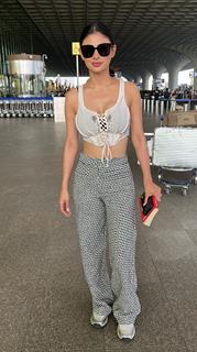 Mouni Roy spotted at the Mumbai airport 