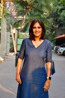 Madhu Bhojwani snapped promoting Dry Day