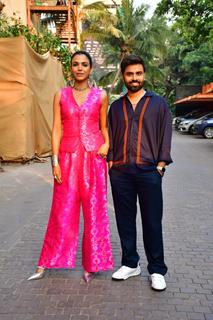 Shriya Pilgaonkar, Jitendra Kumar snapped promoting Dry Day