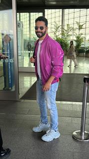 Varun Dhawan snapped at the airport 