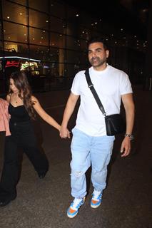 Arbaaz and Sshura spotted at the airport 