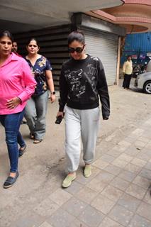 Kareena Kapoor snapped in the city 