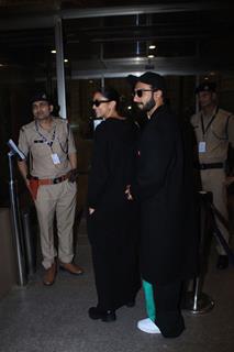 Deepika Padukone and Ranveer Singh spotted at the airport 