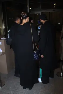 Deepika Padukone and Ranveer Singh spotted at the airport 