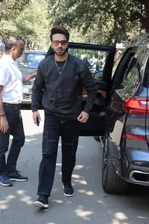 Vicky Jain  snapped in Khar 