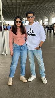  Aishwarya Sharma and Neil Bhatt Snapped at the airport