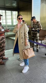 Kareena Kapoor spotted at the airport