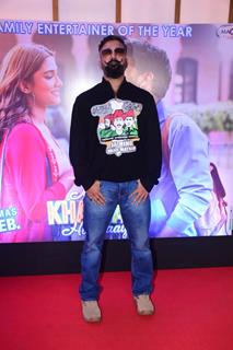 Celebrities grace the screening of Kuch Khattaa Ho Jaay