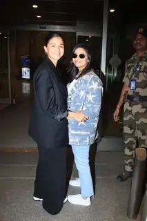 Alia Bhatt and Shaheen Bhatt spotted at the airport
