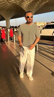 Suniel Shetty spotted at the airport