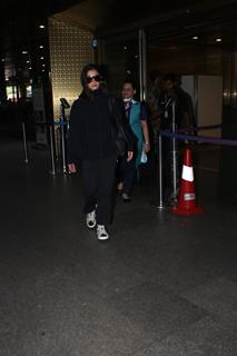 Alia Bhatt spotted at the airport