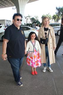 Adnan Sami snapped at the Mumbai airport 