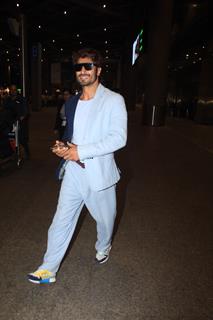 Vidyut Jammwal snapped at the airport