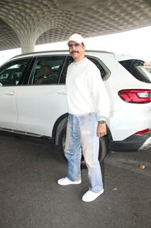 javed Jaffery snapped at the airport
