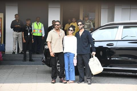 Ajay Devgn and Nysa Devgansnapped at the airport