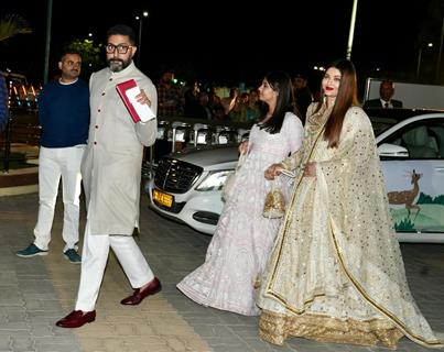 Abhishek Bachchan and Aishwarya Rai Bachchan spotted at Jamnagar airport