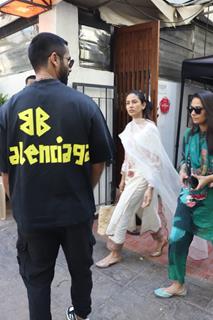 Shahid Kapoor and Mira Rajput Kapoor snapped in the city