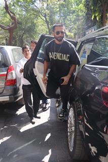 Shahid Kapoor snapped in the city