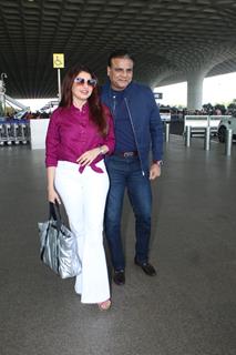 Bhagyashree Patwardhan spotted at the airport