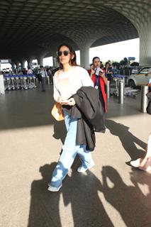 Mira Rajput Kapoor spotted at the airport