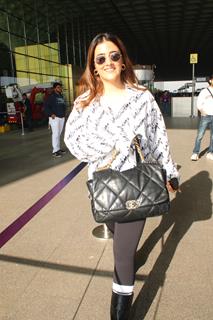 Nupur Sanon snapped at the airport