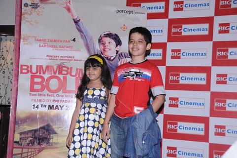 Darsheel and Ziyah in the movie Bumm Bumm Bole