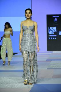 Medha Shankr  snapped at the Lakme Fashion Week 2024