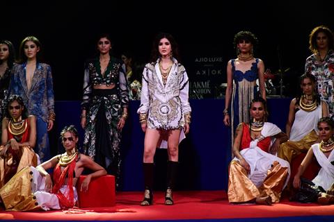  Kriti Sanon and Shanaya Kapoor at Lakme Fashion Week 2024