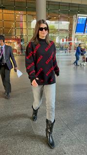 Kriti Sanon snapped at the airport