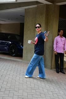 Kareena Kapoor spotted in the city