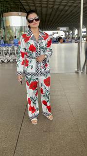 Urvashi Rautela spotted at the airport