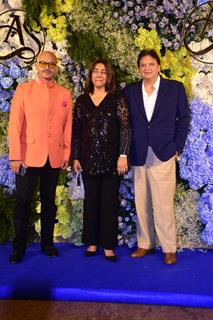 Shashi Ranjan and Rakesh Roshan attend Anand Pandit’s daughter Aishwarya's wedding reception