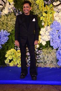Sukhwinder Singh attend Anand Pandit’s daughter Aishwarya's wedding reception