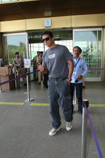 Sonu Sood spotted at the airport